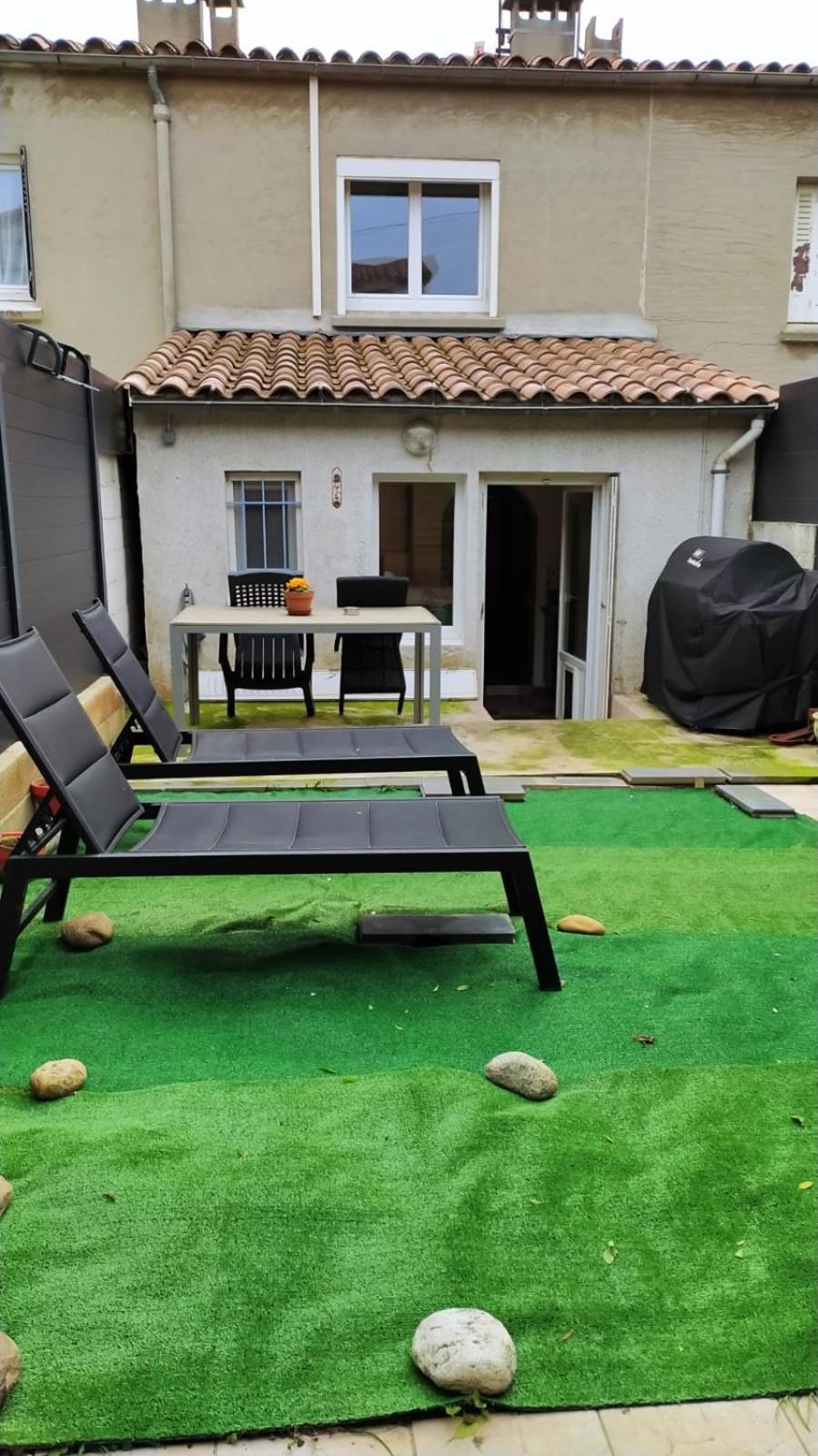 Séjour chez l'habitant Casa Del Castell *
